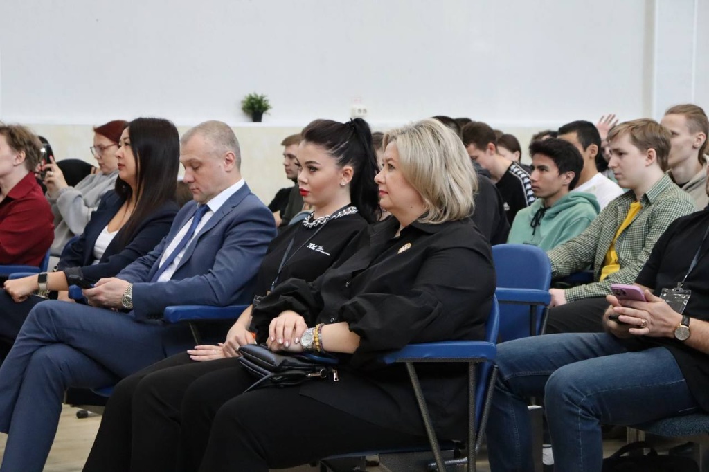 Форум молодых предпринимателей объединил в Хакасии более 150 школьников и студентов