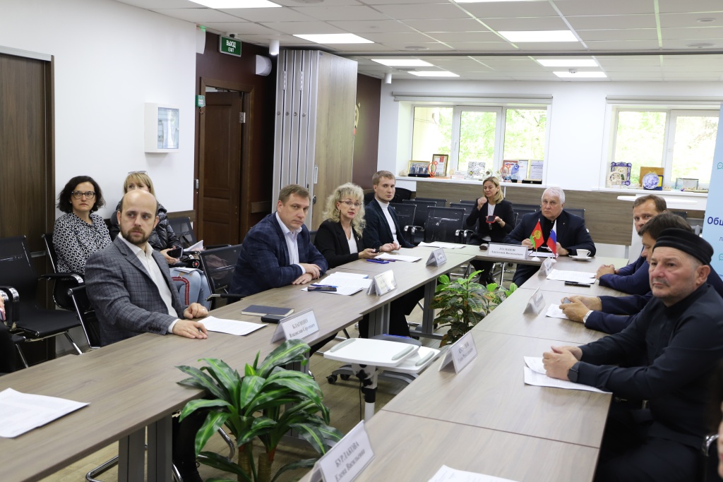 Реализацию проектов импортозамещения в Липецкой области обсудили в центре «Мой бизнес»