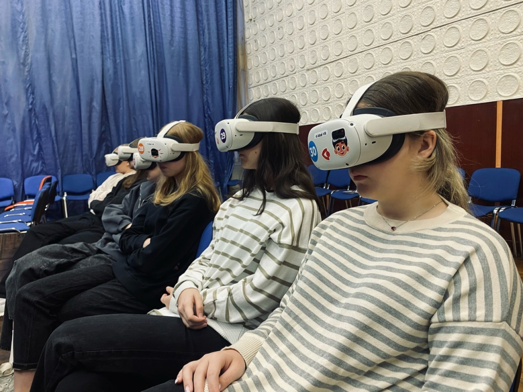 Самозанятый из Челябинской области запустил энциклопедию виртуальной реальности для детей