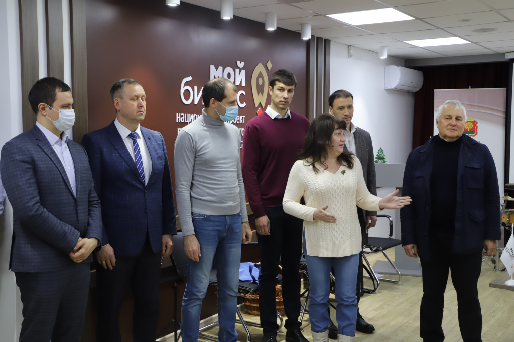 Центр «Мой бизнес» Липецкой области поздравил сотрудников СМИ с Днем российской печати