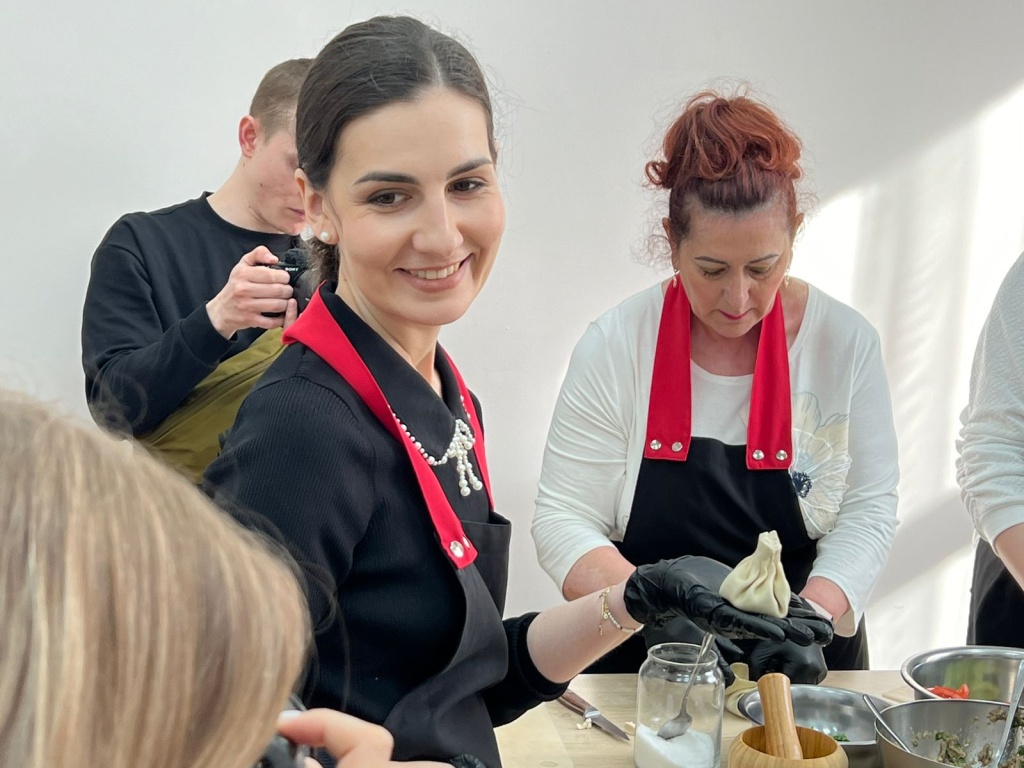Победительница кулинарного шоу из Алтайского края развивает свой бизнес с господдержкой