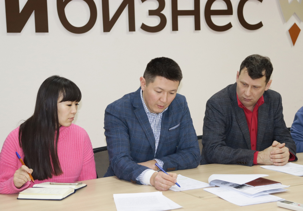 В Республике Алтай порядка 500 бизнесменов получили поддержку в центре «Мой бизнес»
