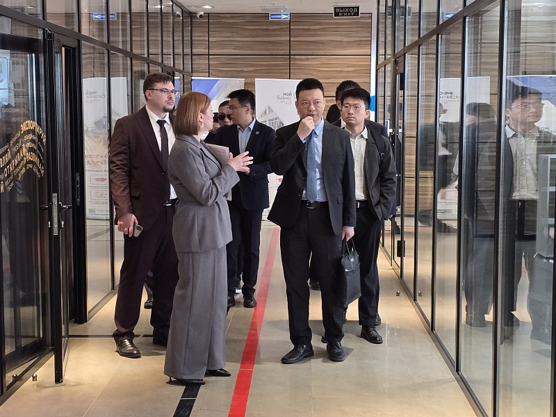 На площадке Центра «Мой бизнес» состоялась рабочая встреча делегации из КНР с предпринимателями и бизнес-сообществами Оренбуржья