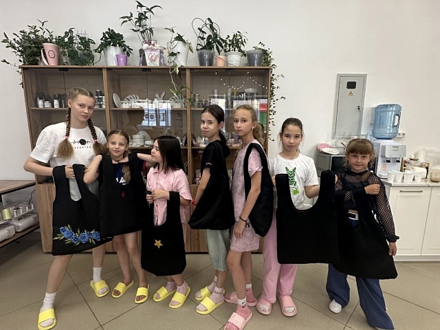 Благодаря социальному контракту предпринимательница из Башкортостана закупила оборудование для творческой студии