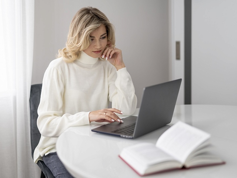 Минэкономразвития России и Авито открывают набор на онлайн-программу для женщин «ПредприниМама»