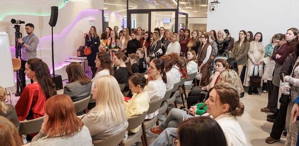 Программа «ПредприниМама» выходит в офлайн: первые мероприятия пройдут в Воронеже и Ростове-на-Дону