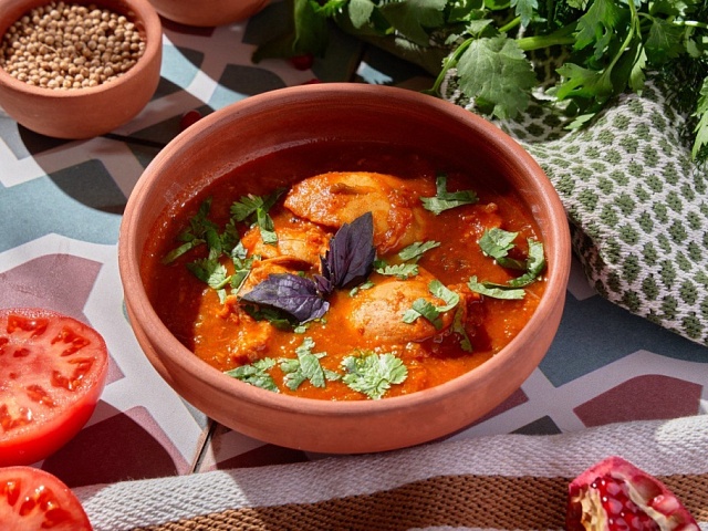 Петербургский ресторан обновил кухонную посуду с помощью господдержки