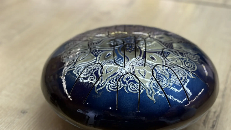 Предприниматель из Барнаула создает необычные музыкальные инструменты