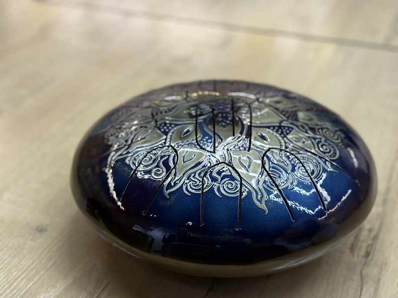 Предприниматель из Барнаула создает необычные музыкальные инструменты