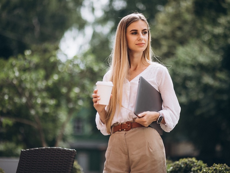 Стартовал прием заявок на премию «Молодой предприниматель России»: новые номинации для самозанятых и возможность выхода на федеральный уровень